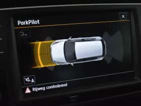 Volkswagen Golf (2015) thumbnail 19