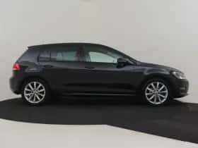Volkswagen Golf (2015) thumbnail 9