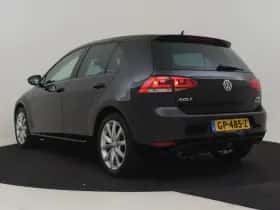 Volkswagen Golf (2015) thumbnail 10