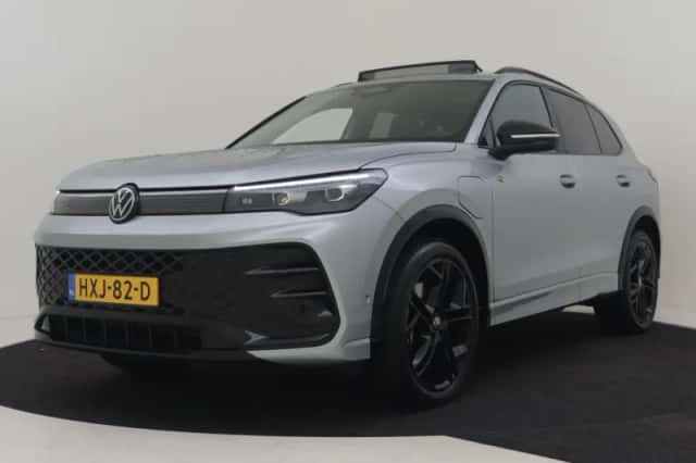Volkswagen Tiguan (2025) thumbnail 1