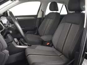 Volkswagen T-Roc (2021) thumbnail 7