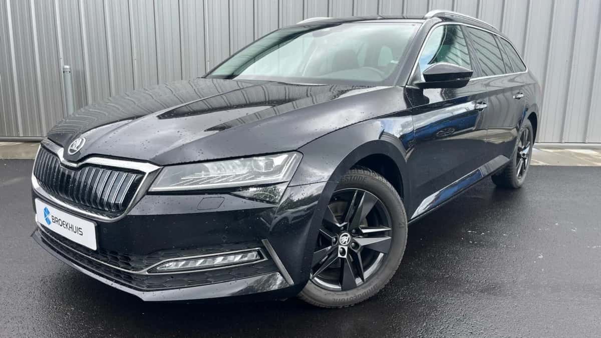 Škoda Superb (2023) — foto 1