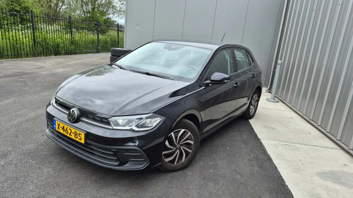Volkswagen Polo (2023) — foto 1