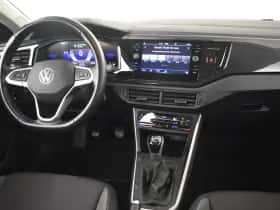 Volkswagen Polo (2023) thumbnail 5