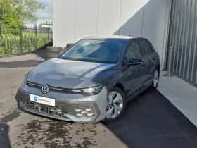 Volkswagen Golf (2025) thumbnail 1