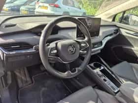 Škoda Enyaq (2021) thumbnail 2