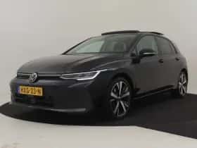Volkswagen Golf (2025) thumbnail 1