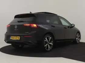 Volkswagen Golf (2025) thumbnail 2