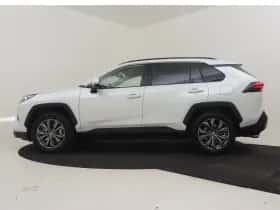 Toyota RAV4 (2023) thumbnail 3