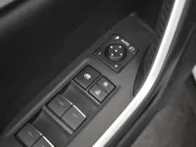 Toyota RAV4 (2023) thumbnail 26