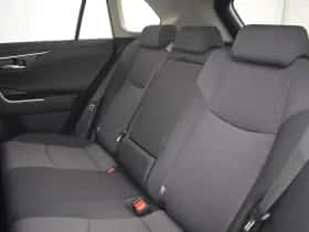 Toyota RAV4 (2023) thumbnail 8