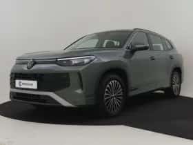 Volkswagen Tayron (2025) thumbnail 1