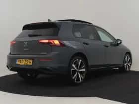 Volkswagen Golf (2025) thumbnail 2