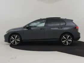 Volkswagen Golf (2025) thumbnail 3