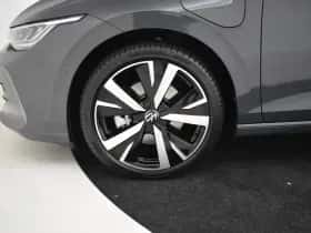 Volkswagen Golf (2025) thumbnail 24