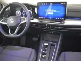 Volkswagen Golf (2025) thumbnail 5