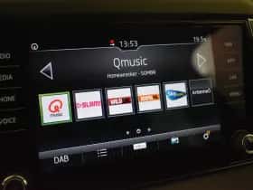 Škoda Karoq (2018) thumbnail 14