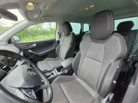 Škoda Karoq (2018) thumbnail 3