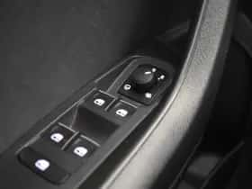 Škoda Karoq (2018) thumbnail 23