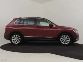 Volkswagen Tiguan (2018) thumbnail 11