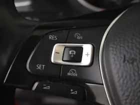 Volkswagen Tiguan (2018) thumbnail 14