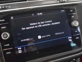 Volkswagen Tiguan (2018) thumbnail 18