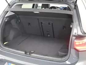 Volkswagen Golf (2025) thumbnail 31