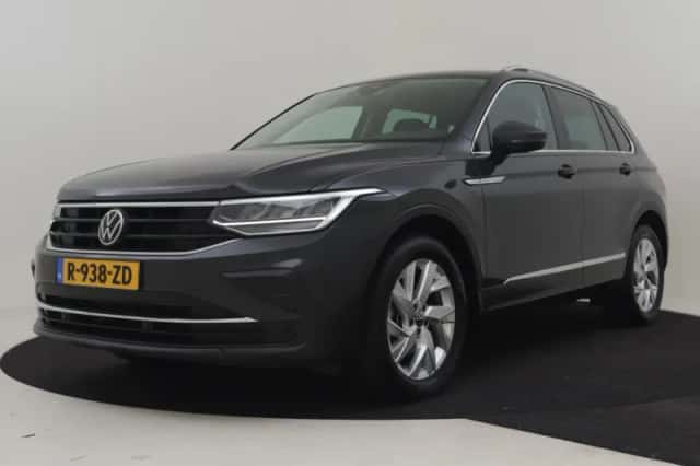 Volkswagen Tiguan (2022) thumbnail 1