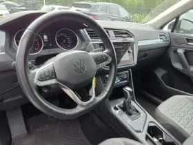 Volkswagen Tiguan (2022) thumbnail 2