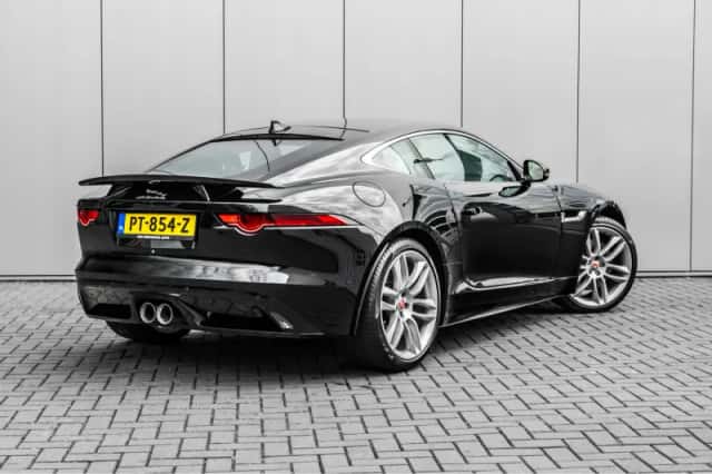 Jaguar F-Type (2017) thumbnail 2