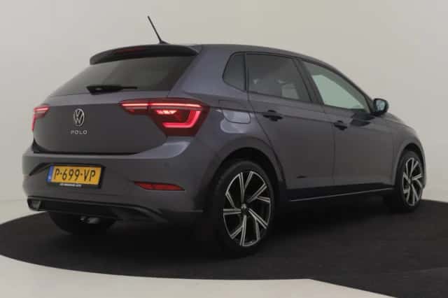 Volkswagen Polo (2022) thumbnail 2