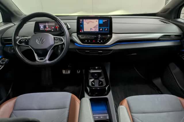 Volkswagen ID.4 (2021) thumbnail 5