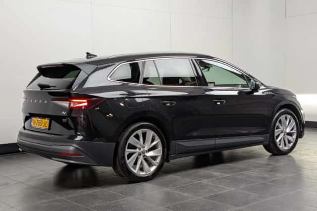 Škoda Enyaq (2021) thumbnail 3