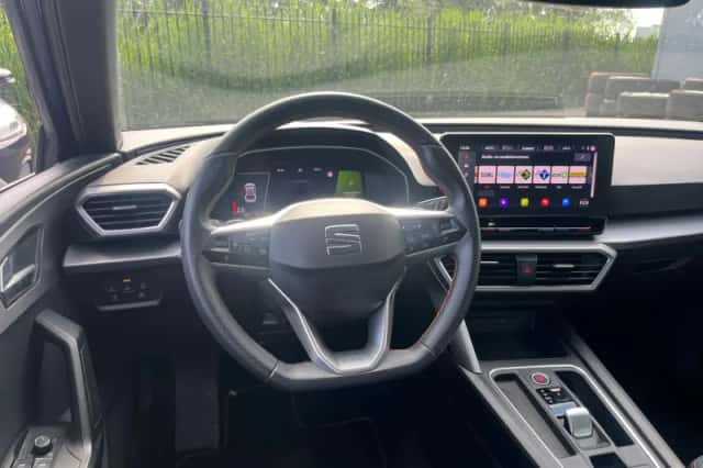 SEAT Leon (2020) thumbnail 4