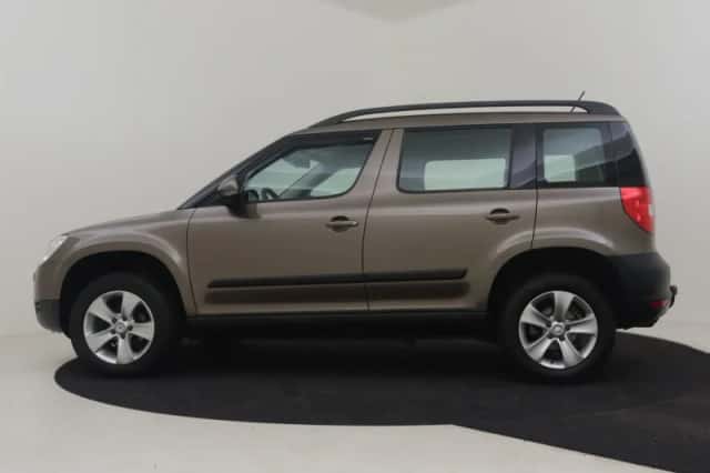 Škoda Yeti (2013) thumbnail 2