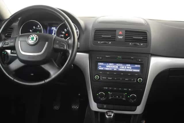 Škoda Yeti (2013) thumbnail 5