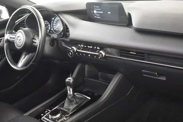 Mazda 3 (2022) thumbnail 6