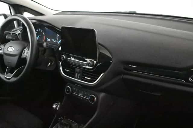 Ford Fiesta (2023) thumbnail 6
