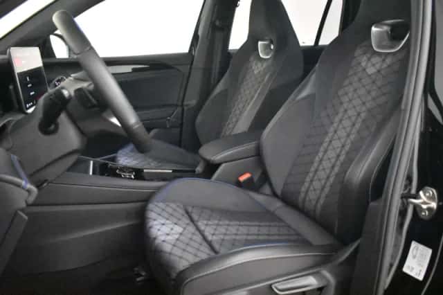 Volkswagen Tiguan (2025) thumbnail 6