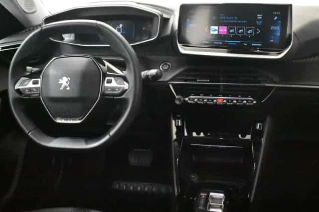 Peugeot e-2008 (2022) thumbnail 5
