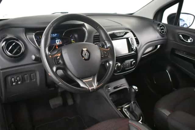 Renault Captur (2014) thumbnail 4