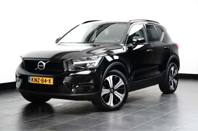 Volvo XC40 (2023) thumbnail 1