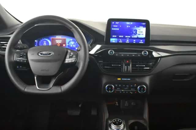 Ford Kuga (2023) thumbnail 5