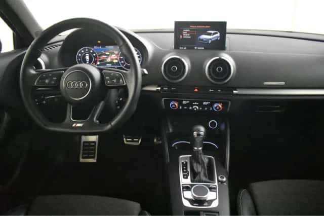 Audi A3 (2019) thumbnail 5
