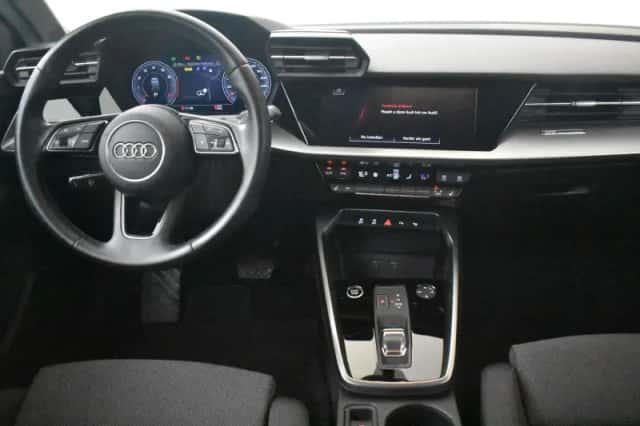 Audi A3 (2021) thumbnail 5