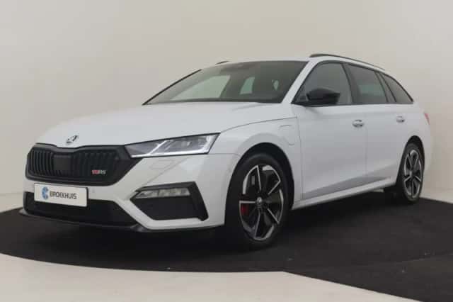 Škoda Octavia (2022) thumbnail 1