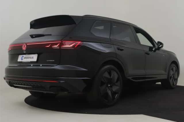 Volkswagen Touareg (2025) thumbnail 2