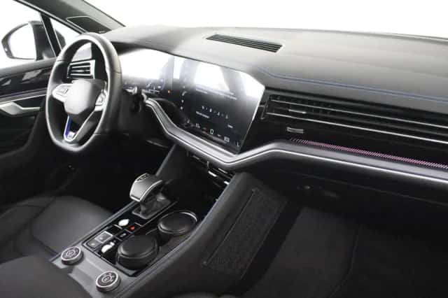 Volkswagen Touareg (2025) thumbnail 5