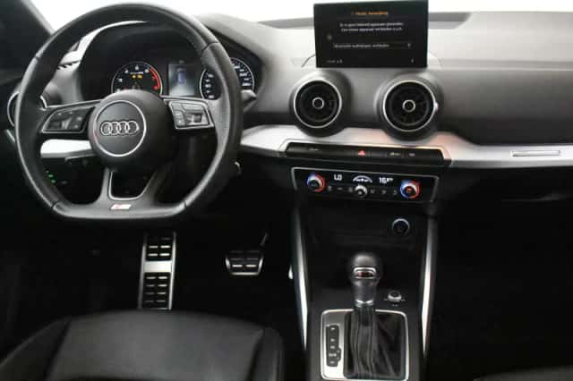 Audi Q2 (2019) thumbnail 5