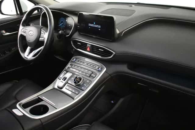 Hyundai Santa Fe (2023) thumbnail 6